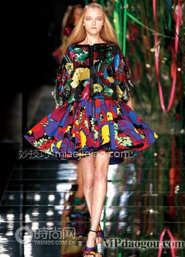 08夏季大热花朵图案实用三级跳