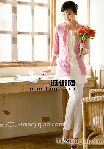 娇俏职业装帮你摆脱沉闷印象 